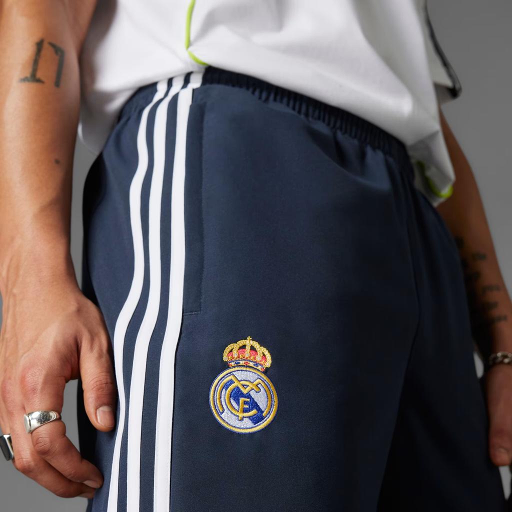 adidas Логотип Брюки кэжуал с манжетами средней посадки Мужские брюки JF2592