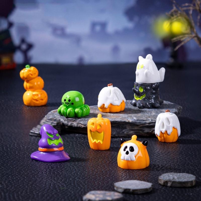 Halloween Miniature Figurines,Halloween Mini Resin Figures Ornament for Halloween Bag Fillers Garden Dollhouses Decors
