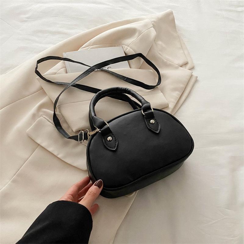 Korean Casual and Fashionable Pendant for Summer New Solid Color One-shoulder Crossbody Fashionable Handheld Small Square Bag for Women