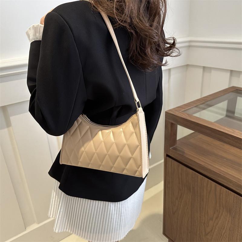 Trendy Stylish Retro Single Shoulder Bag Perfect For Spring Casual Outfits In Black Pink Khaki White And Purple