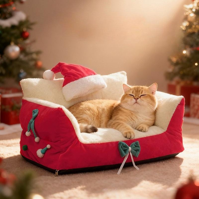 Christmas Cat Beds Skin Friendly Fabric Comfortable and Warm Dog Bed Can Be Disassembled and Washed Suitable for All Seasons