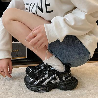 Женская обувь – Кроссовки