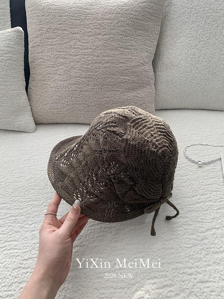 Spring and summer new hollow knitted pile hat women's fashion show face small sunshade bucket hat travel versatile