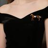 1/2Pcs Vintage Running Horse Brooch Sweater Cardigan Coat Business Suit Animal Lapel Pin Men Women Fashion Jewelry Clothing Accessories