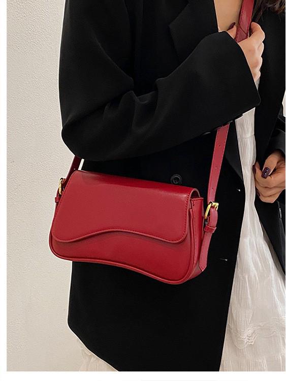 2025 Trendy Women's High-End Underarm Crossbody Bag - Versatile Single-Shoulder Commuter for Spring/Summer