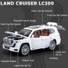 1:24 Модель автомобиля FJ Cruiser LC300 Игрушка Металлическая литая модель Внедорожник Звук Свет Резиновые шины Модели Внедорожников Симуляция Подарки для мальчиков