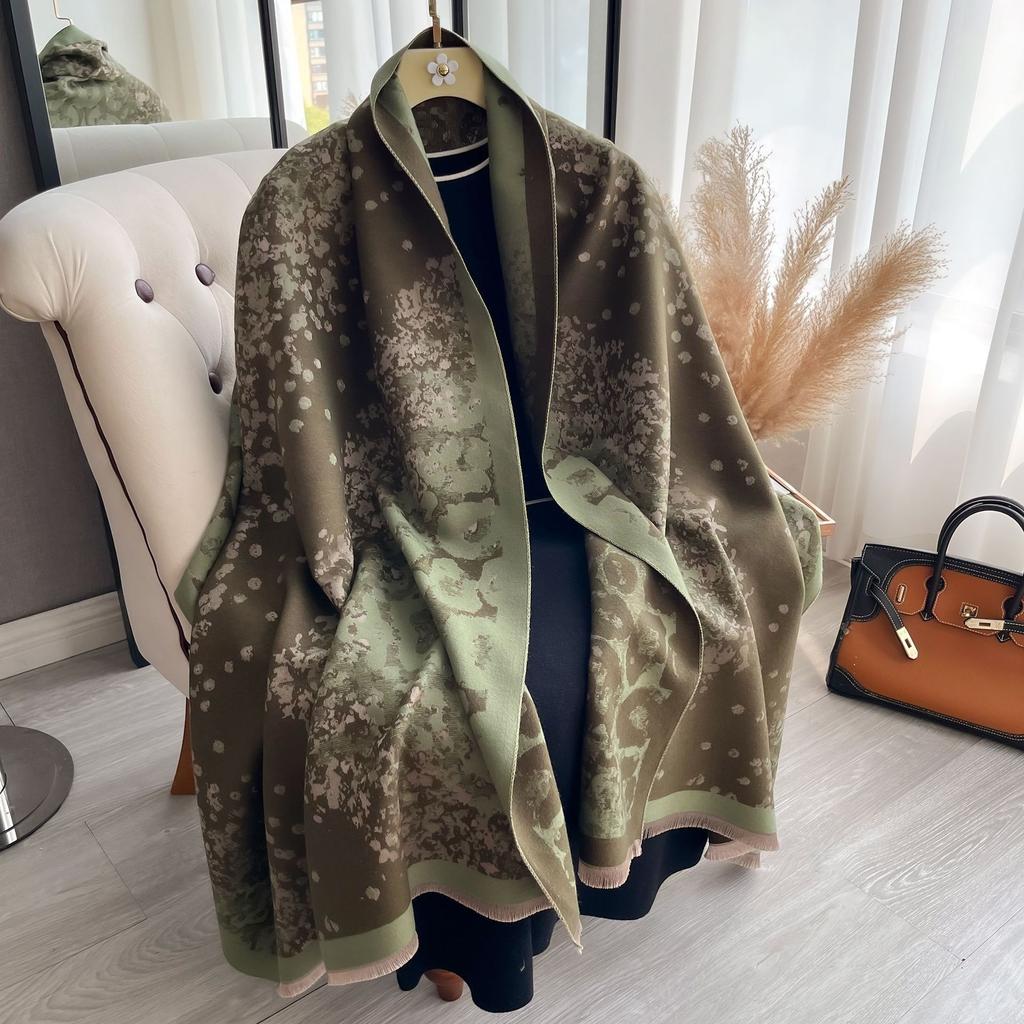 Warm Winter Scarf for Women Luxury Leopard Pashmina Shawls Thick Cashmere Blanket Chunky Stoles Lady Elegant Poncho Bufanda