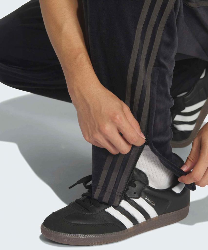 adidas Велюровые спортивные штаны Firebird - Черный / Kq5481
