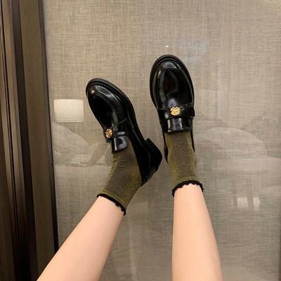 Цельная коровья кожа~ толстая подошва камелия маленькие кожаные туфли, женская маленькая золотая пряжка, одна педаль, ленивые с юбкой, натуральная кожа
