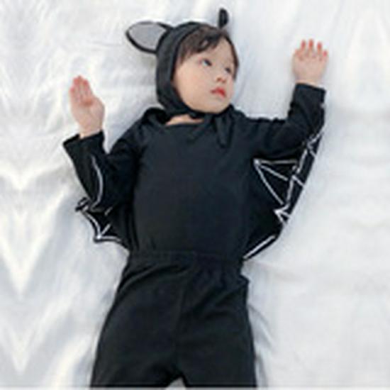 European & American Baby Bat Hooded Romper Set: Boys & Girls Onesie Jumpsuit (2-Piece).