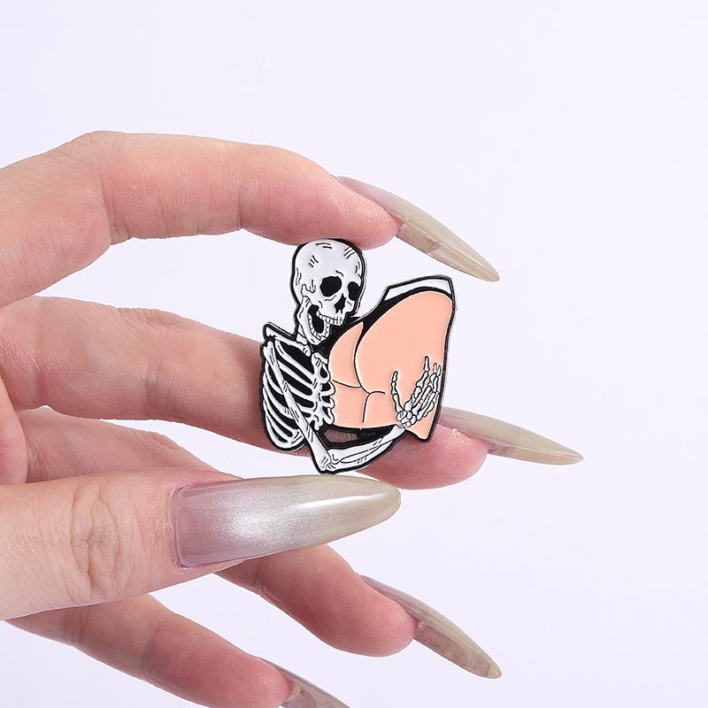 Punk Skeleton Butt Enamel Pins Custom Sexy Brooches Lapel Badges Clothes Gothic Jewelry Gift for Friends