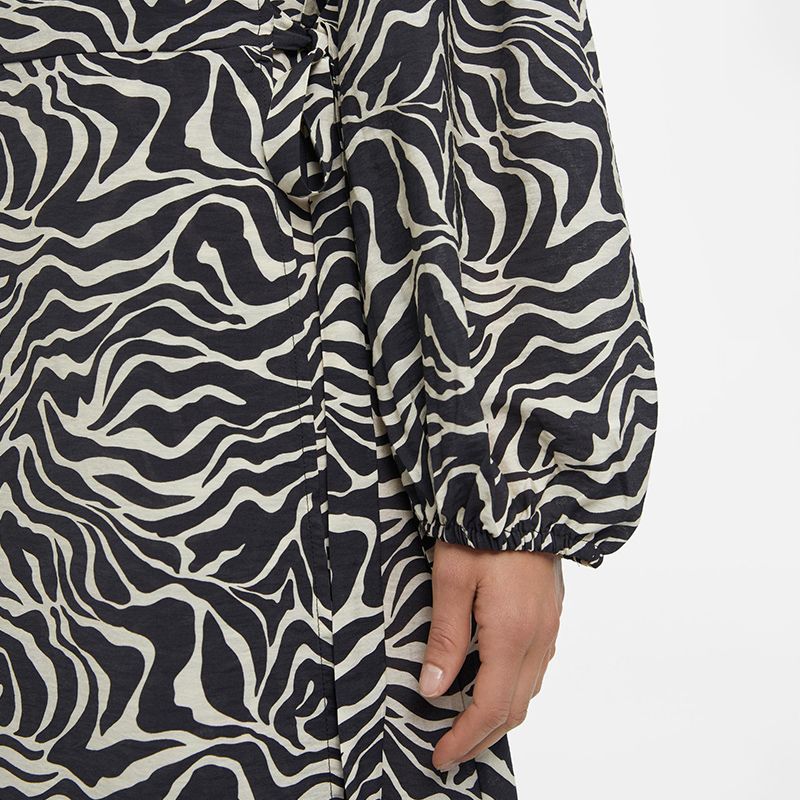 Платье с V-образным вырезом и объемными рукавами с рисунком Женщина OBJECT