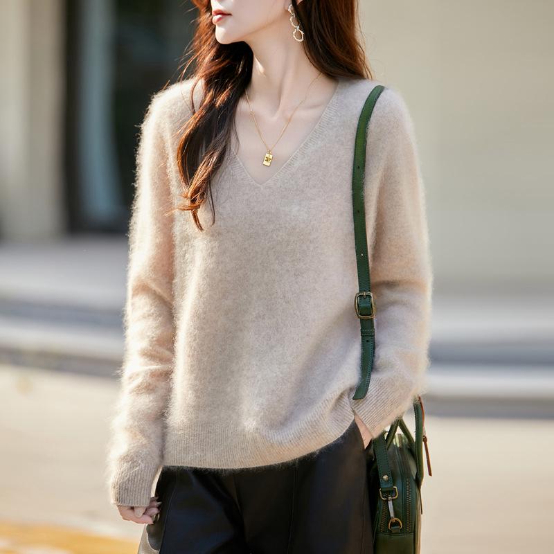 Autumn/Winter 2025 Cashmere Wool Knit V-Neck Women's Sweater