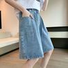 Ayollar uchun katta o'lchamdagi denim shortilar, kesilgan shortilar, yozgi yupqa to'g'ri kesim, keng oyoqli, elastik yuqori bel