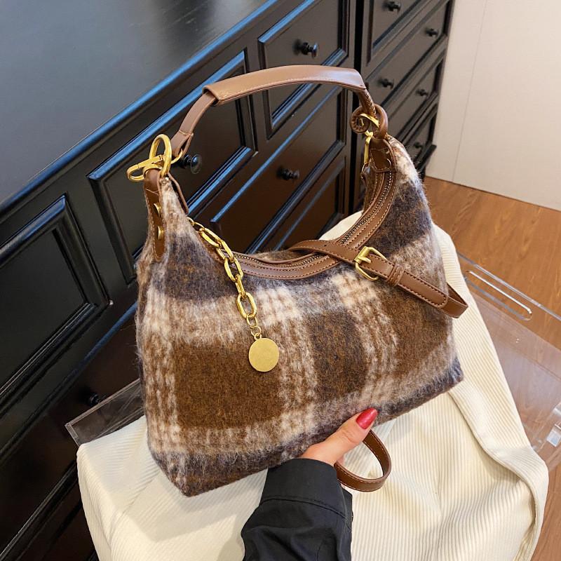 Ielgy Autumn Winter Fashion Plaid Bag Woolen Plaid Contrast Color Small Square Bag High-End Messenger Shoulder Bag
