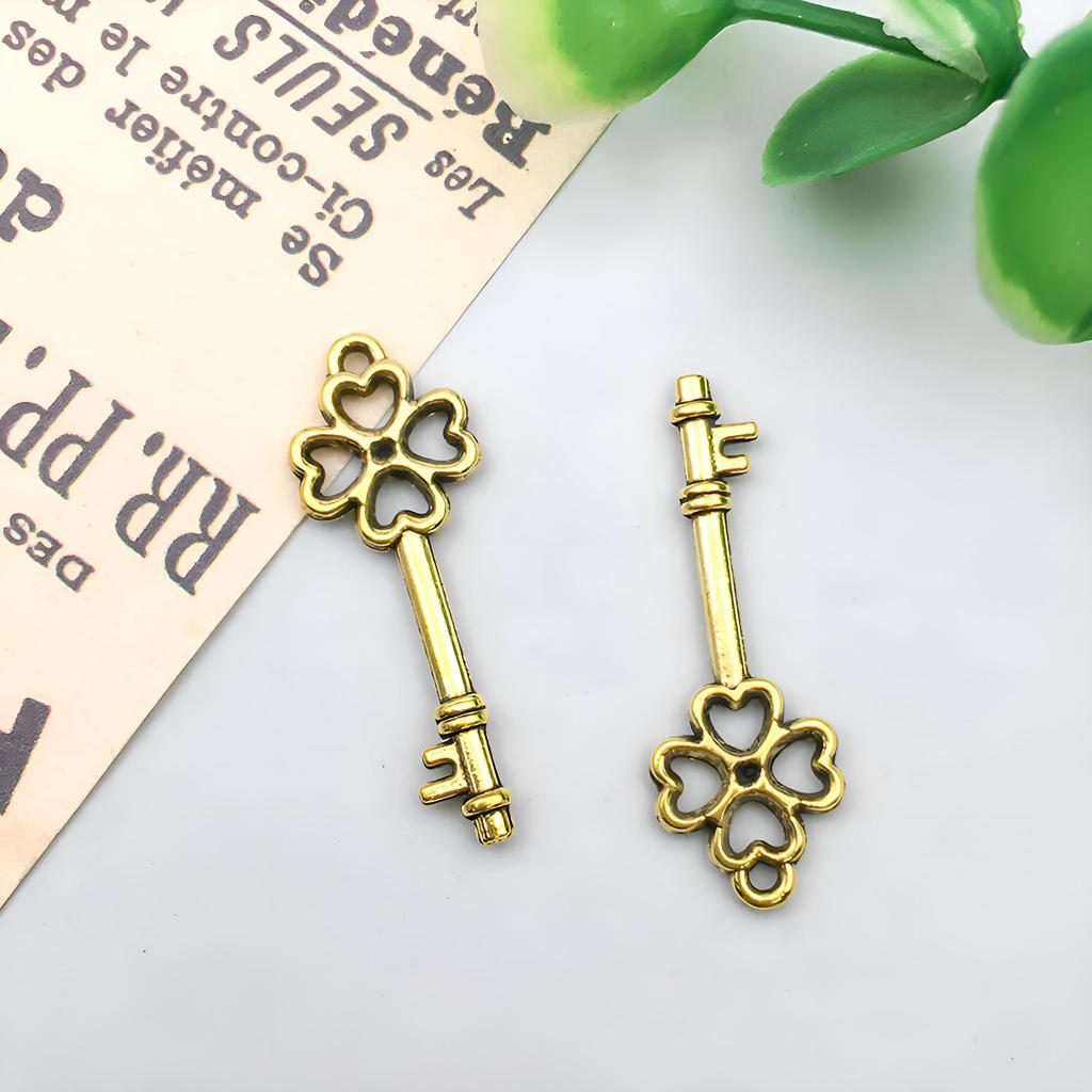 3-Color DIY Alloy Retro Key Jewelry Pendants