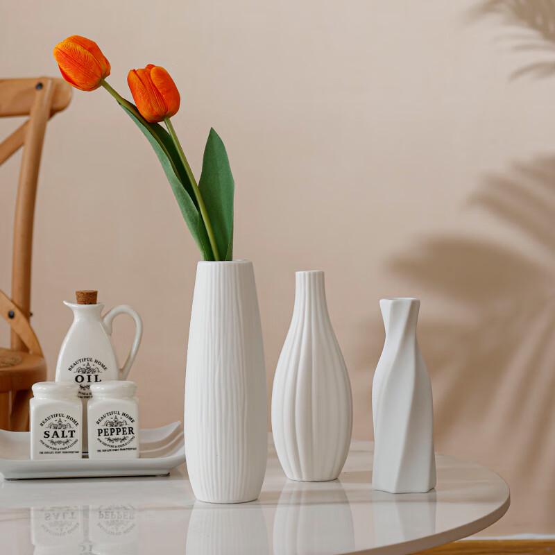 Современные керамические декоративные вазы для цветов