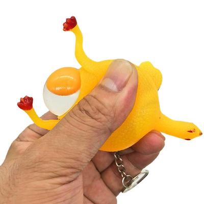 Игрушка-брелок в виде яйца и курицы - Забавная шутка для снятия стресса