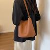 IELGY Retro Large-capacity Underarm Bucket Bag, Versatile and Simple One-shoulder Crossbody