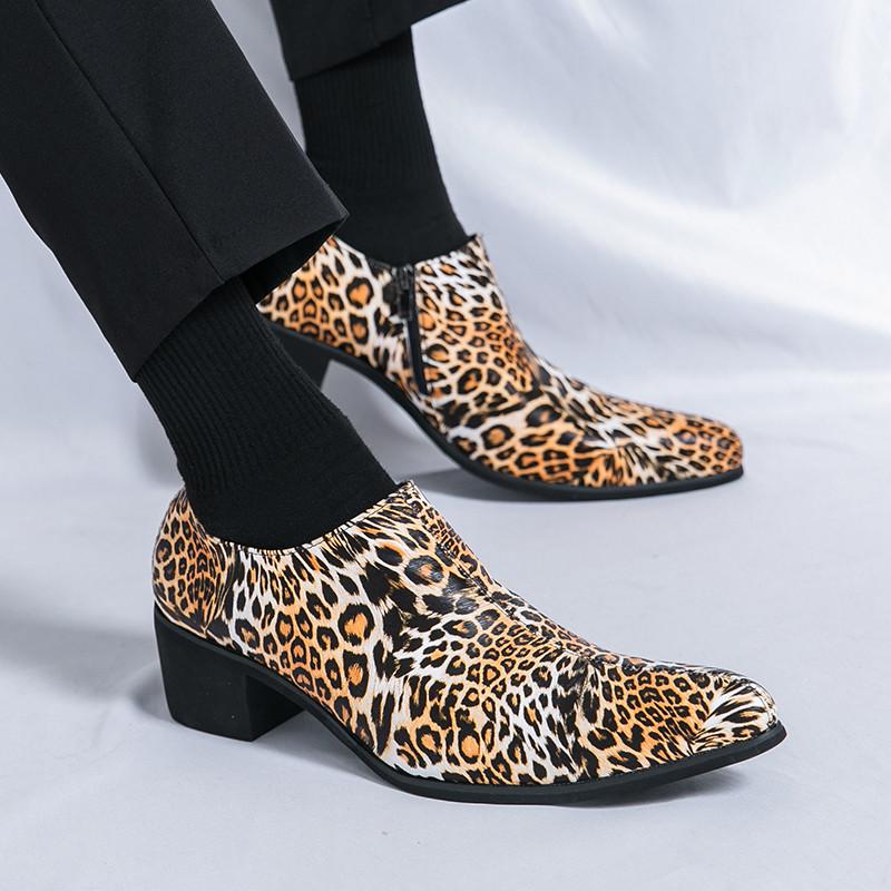 Британский стиль высокие кожаные туфли мужские модные элегантные с острым носком на высоком каблуке мужские туфли коричневые повседневные деловые туфли