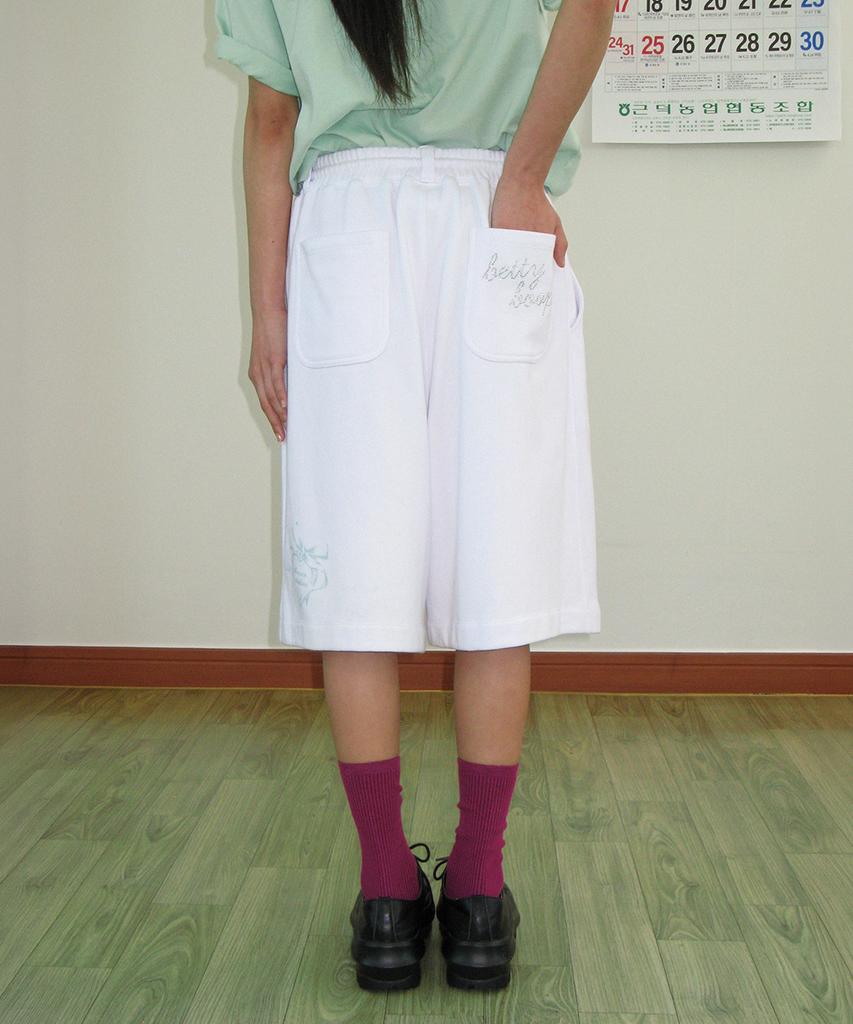 RONRON Betty Boop Dreamy Ribbon Sweat Bermuda Pants White