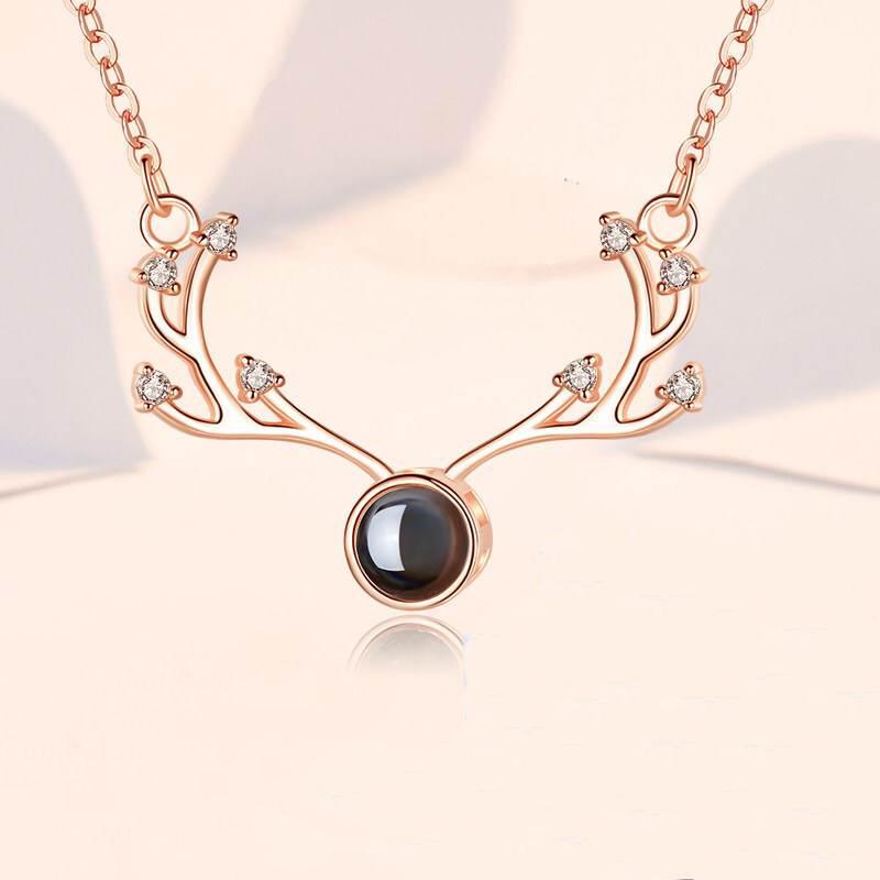 С тобой до конца, Простая подвеска в виде лося, Цепочка на ключицу 'Я люблю тебя'