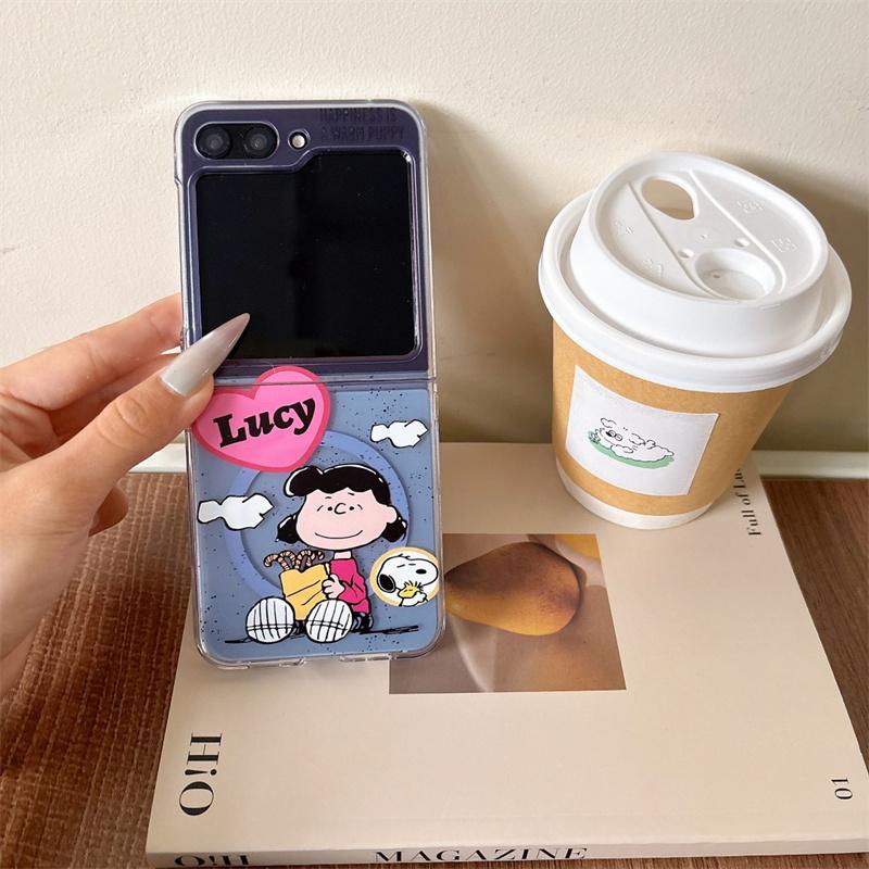 Cute Snoopy family Charlie Folding flip Fold Magsafe Wireless Charge Case For Motorola moto razr 40 50 Ultra 3D Magnetic Holder