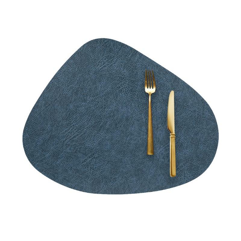 Двусторонний коврик в стиле коровьей шкуры в форме капли воды: Подставка с защитой от ожогов и теплоизоляцией, в стиле инс.