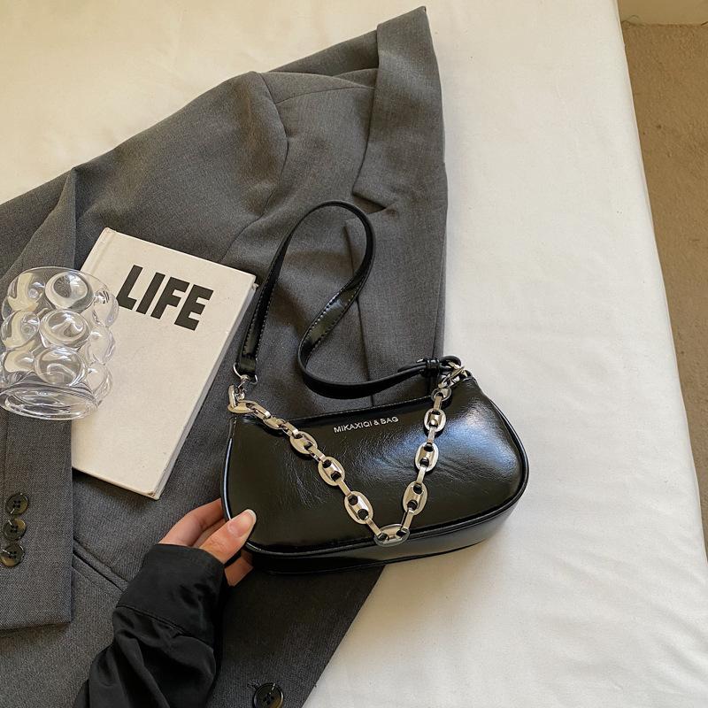 Супер огонь маленькая сумка женская ретро универсальная 2025 новая мода на плечо сумка-мессенджер женская популярная подмышечная маленькая квадратная сумка