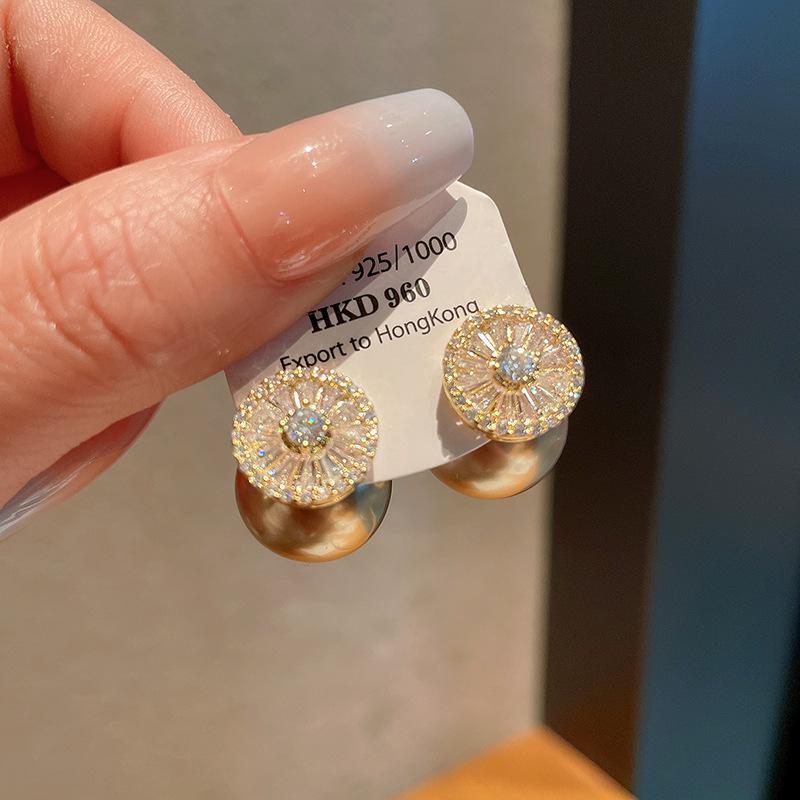 Real gold electroplated silver needle zircon pearl earrings fashion high-end stud earrings personalized versatile light luxury earrings women