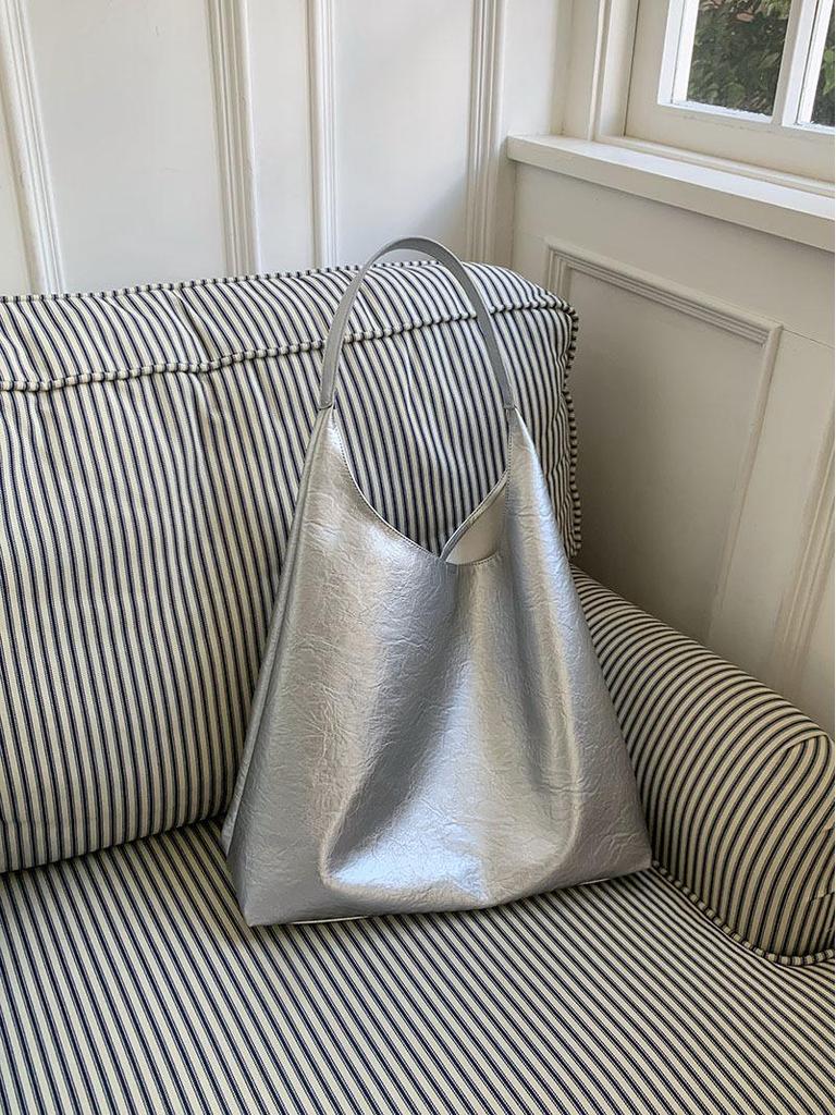 2025 Модная серебристая женская сумка-тоут подмышку в корейском стиле - Универсальная, вместительная летняя наплечная сумка
