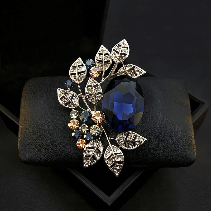 Women Men Rhinestone Leaves Badges Brooch Jewelry Unisex Vintage Crystal Shiny Corsage Pins Gift