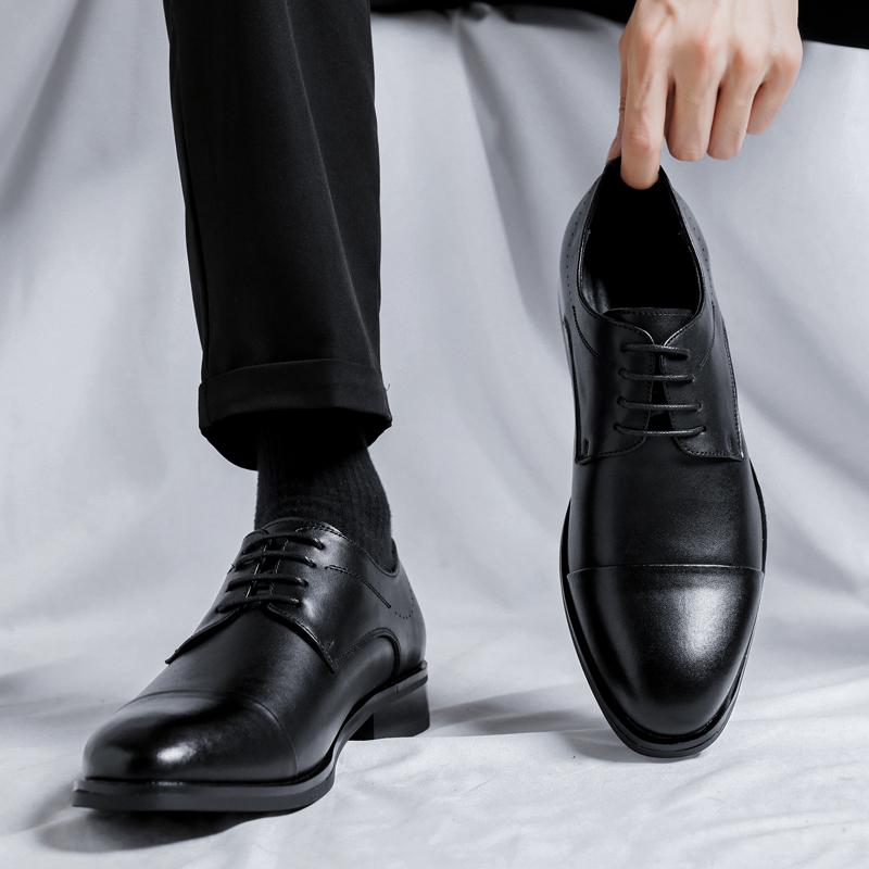 2026 New Men Leather Shoes Formal Elegant Dress Shoes Lace Up Man Casual Footwear Original Pointed Versatile Small Leather Shoes