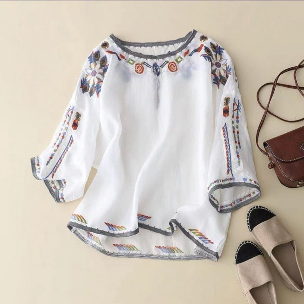 Summer Vintage Blouse Women Embroidery Shirts & Blouses Cotton Linen Chemise Ladies Loose Casual Pullover Tops