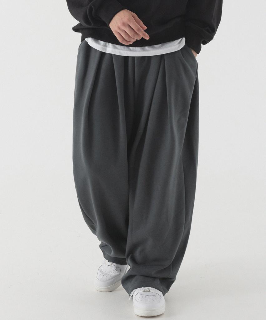 PIANER Pleated Deep Wide Sweatpants (Charcoal)