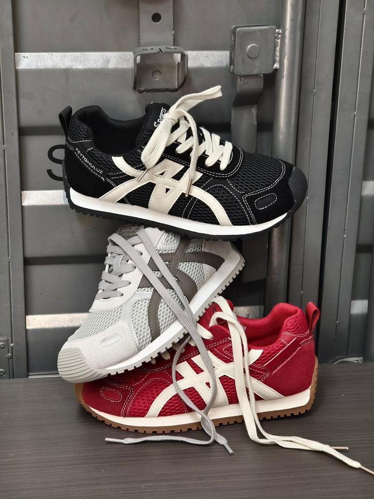 2025 summer new breathable niche design thick-soled German training shoes women's versatile fashion casual sports shoes