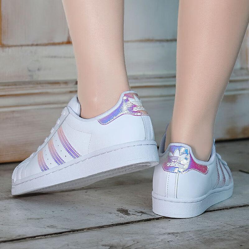 adidas Superstar J 'White Iridescent' (Unisex) Cloud White / Cloud White / Cloud White Kids' Skateboarding Shoes FV3139
