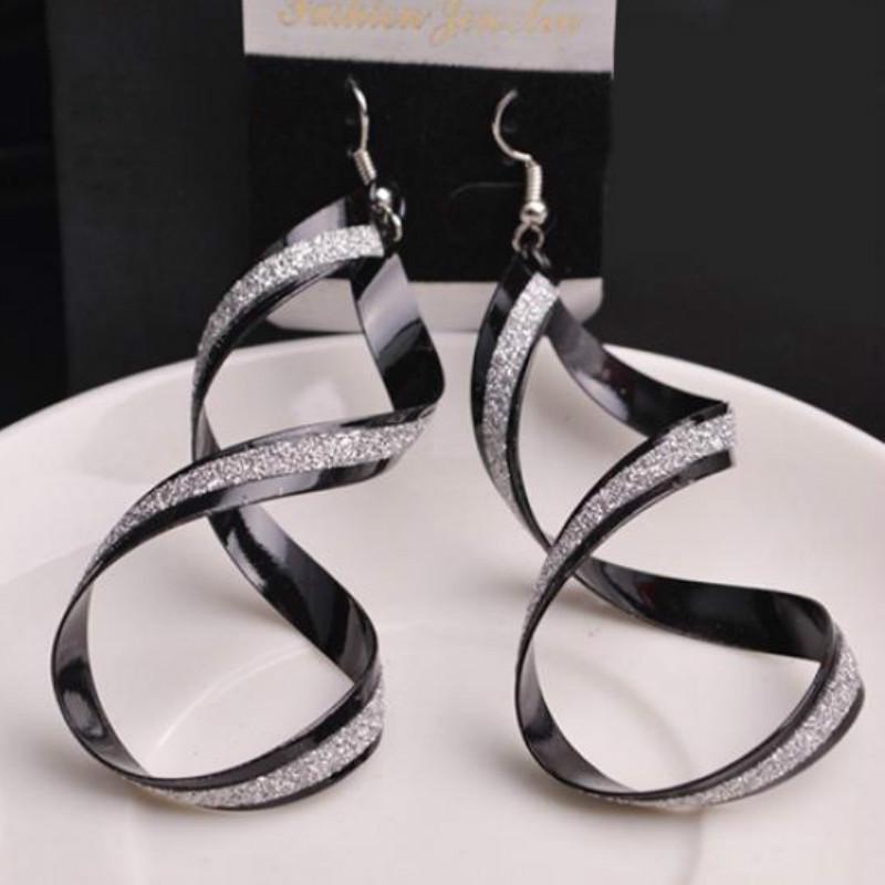 Женские висячие серьги в форме спирали