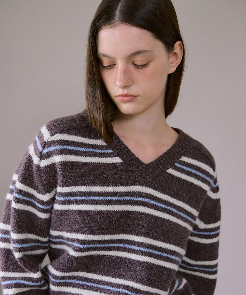 AHWE Alpaca Striped V-Neck Knit_Brown