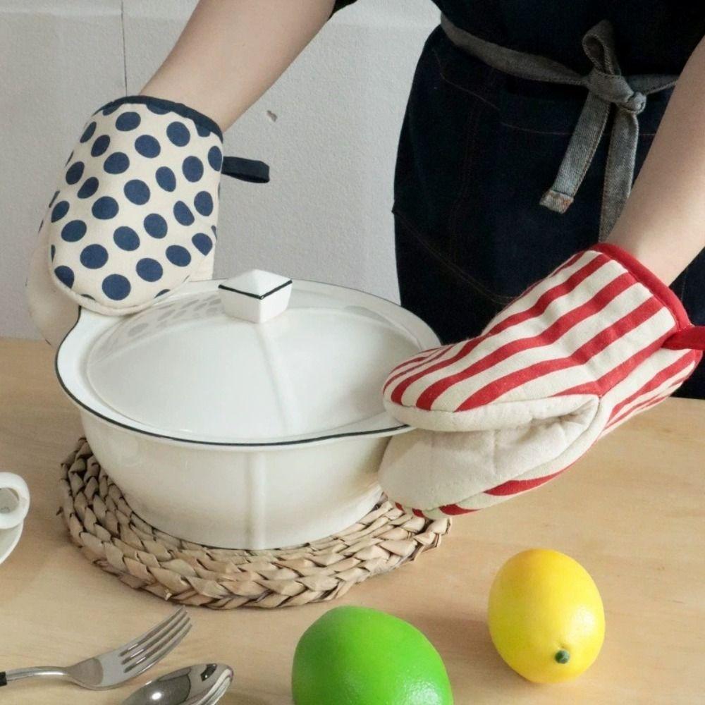 2pcs/set Anti-Scald Microwave Safe Gloves Polka Dot Baking Gloves Heat-Resistant Oven Mitts  Cooking