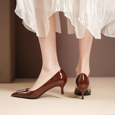 Дунгуань Чжэнъюй Обувь Натуральная Кожа Обувь Мода Высокие Каблуки Шина Коровья Кожа Белый Воротничок Работа Женская Обувь
