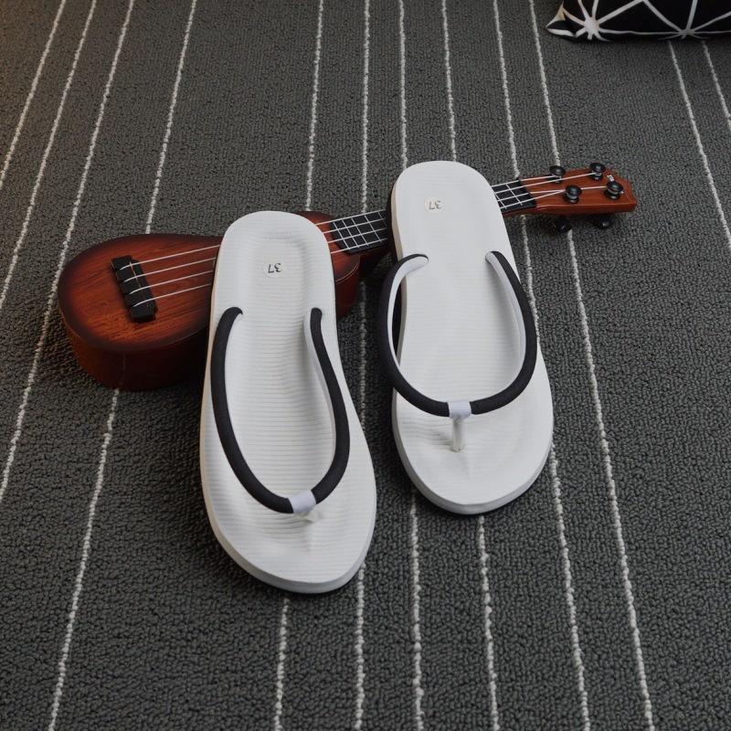 Fashionable Druable Women Sandals 2018 Simple Flip Flops Perfect For Everyday Wear