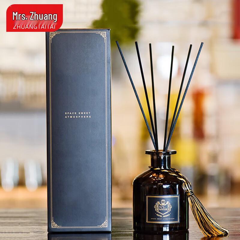 Tassel Style Flameless Aroma Diffuser Set