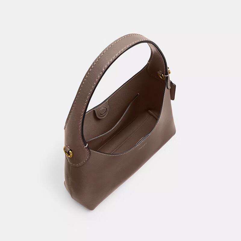 Женская кожаная сумка через плечо COACH BROOKLYN 23