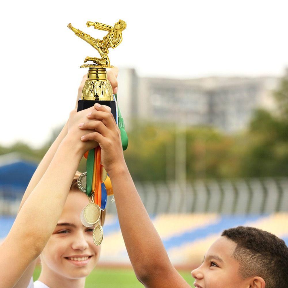 Пластиковая Модель Золотой Трофей Награды Боевые Искусства Награда Победителя Трофей Игрушка Школьный Наградной Приз
