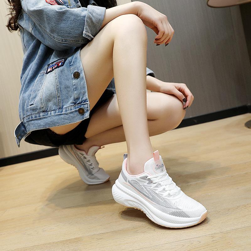 Spring New Thick-soled Fashionable Breathable and Lightweight Women's Shoes Outdoor Casual Trendy Fly-woven Sports Shoes Women