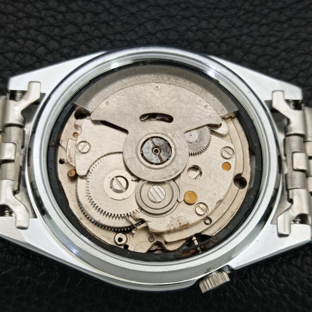 ВИНТАЖНЫЕ МУЖСКИЕ АВТОМАТИЧЕСКИЕ ЧАСЫ SEIKO ОТРЕМОНТИРОВАННЫЕ ЯПОНИЯ СЕРЕБРИСТЫЙ ЦВЕТ ЦИФЕРБЛАТ a708562-1