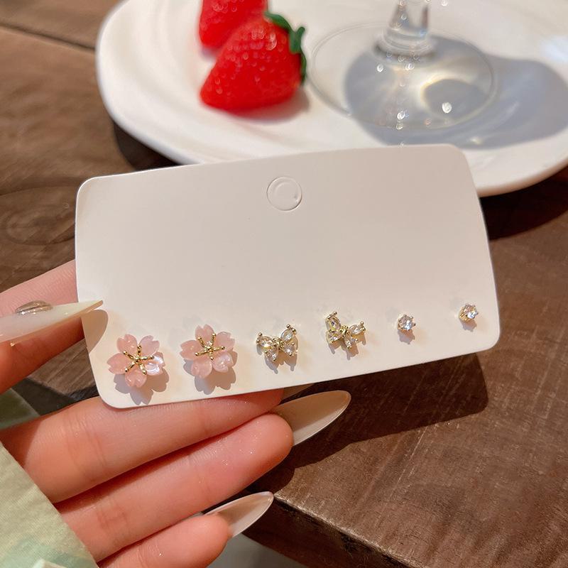 «Набор для пирсинга ушей с жемчугом в корейском стиле»: Маленькие, универсальные серьги для студентов — элегантные и простые ювелирные изделия высокого класса.