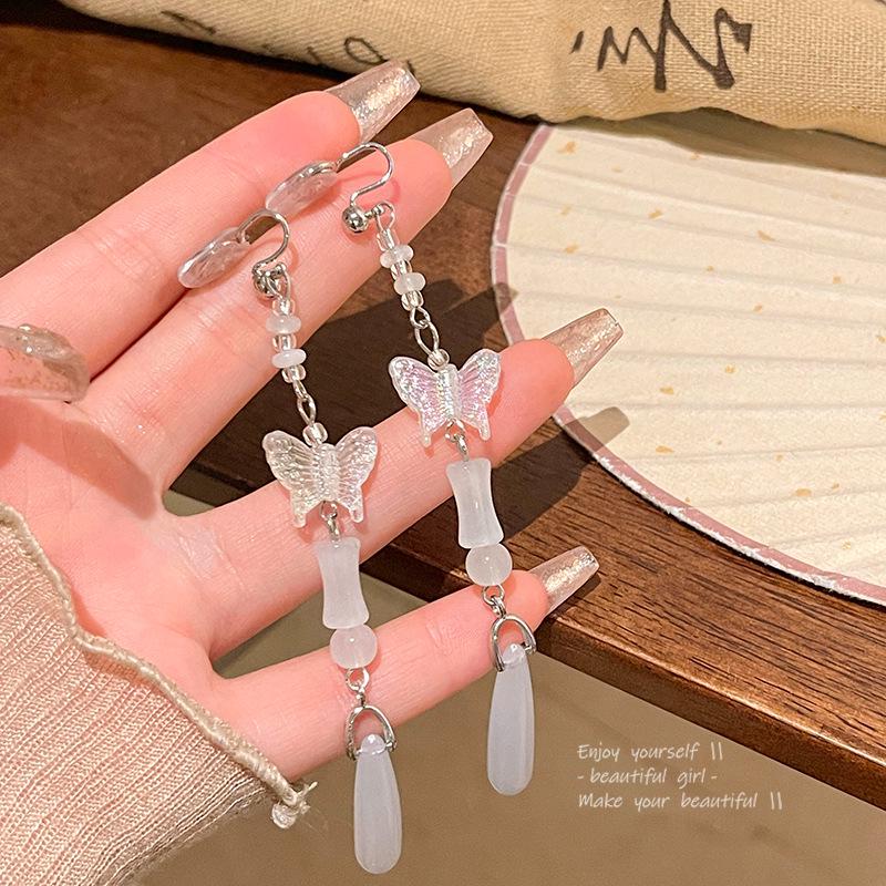 Китайские средневековые серьги-кисти с бусинами без прокола