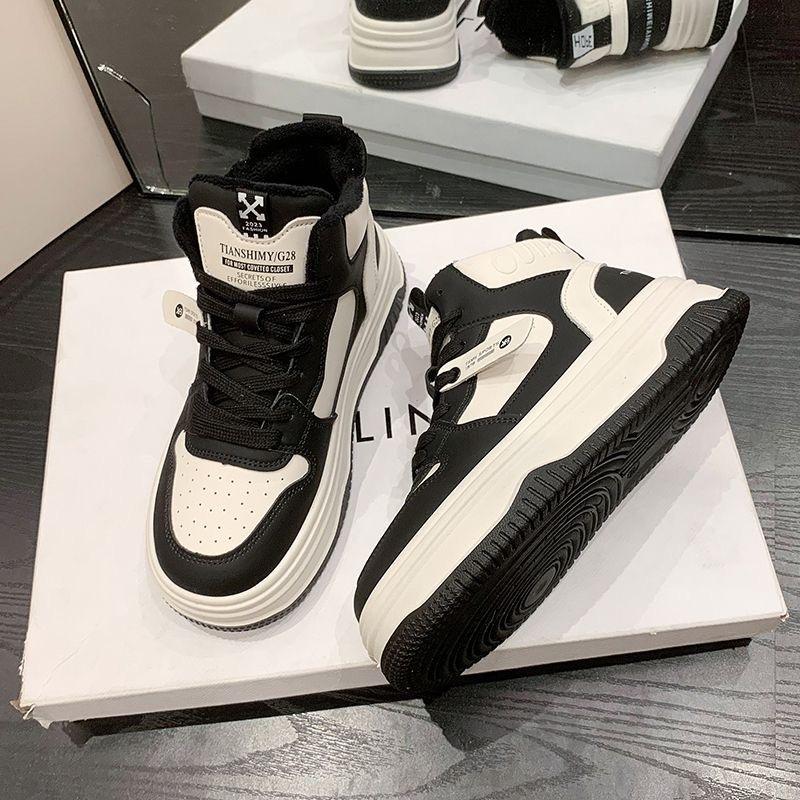 Модные высокие теплые ботинки на толстой подошве для скейтборда 2024 Зимние повседневные цветные бархатные спортивные вулканизированные женские туфли кроссовки на платформе